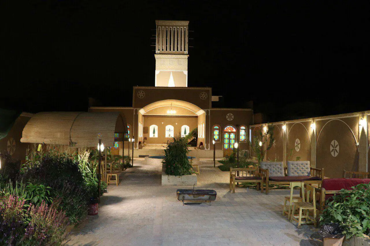 اقامتگاه بوم گردی در شاهدیه