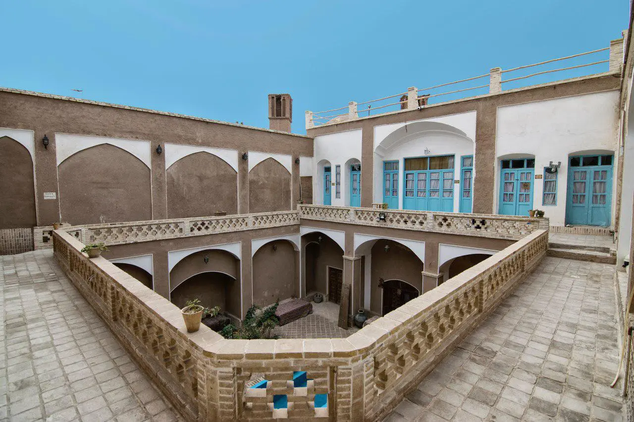 اجاره خانه سنتی در کاشان