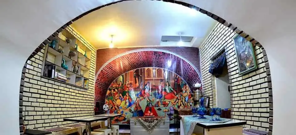 اقامتگاه بوم گردی آمادای همدان