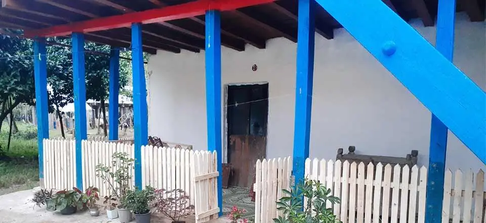 اقامتگاه بوم گردی گردو در شفت
