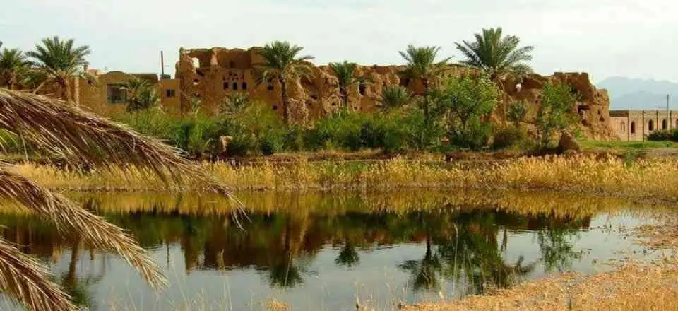 اقامتگاه بوم گردی آتشونی در خور