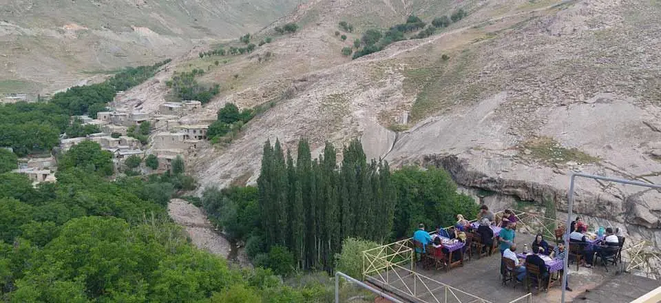 اقامتگاه بوم گردی جیامان در فاروج