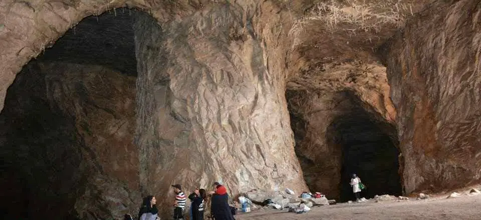اجاره اقامتگاه بوم گردی قصر شیرین در گرمسار