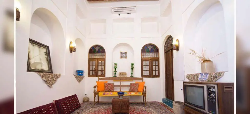 هتل سنتی حاج رئیس در بوشهر