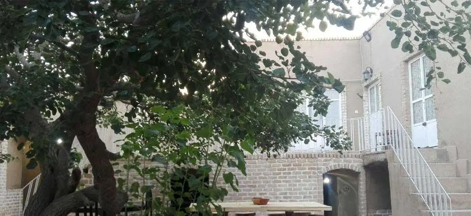 اقامتگاه بوم گردی خاله خورشید خلیل آباد