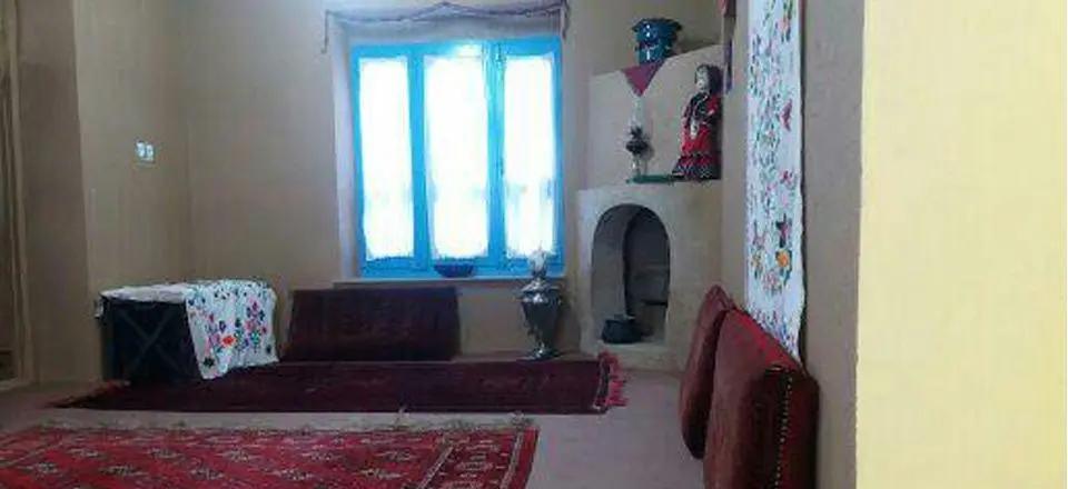 بوم گردی شاریسه در مینودشت