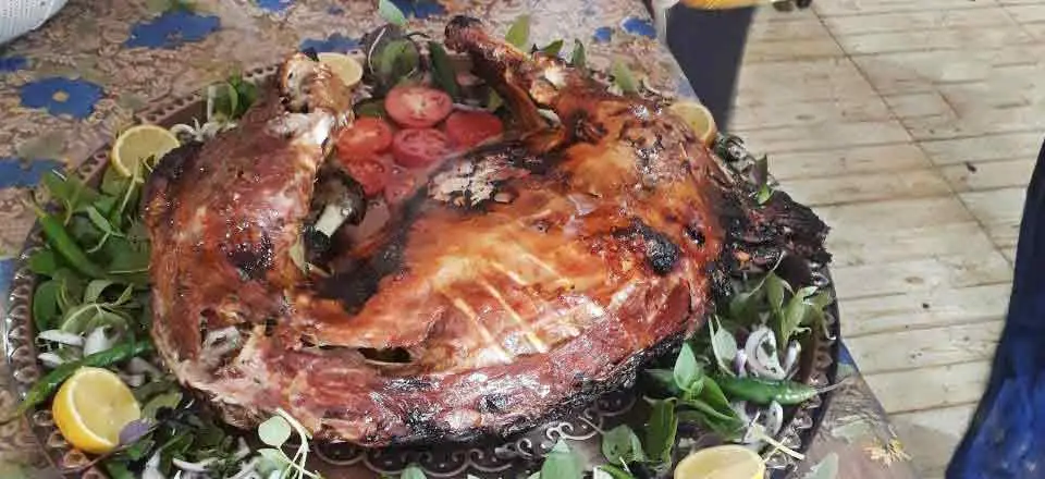 اقامتگاه بوم گردی بابا طاهر در ماکو