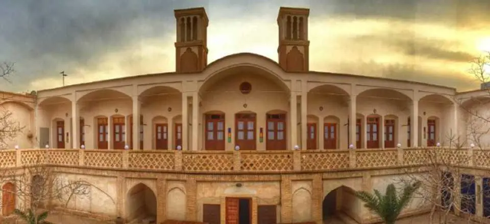 اقامتگاه بوم گردی خانه صفا در آران و بیدگل