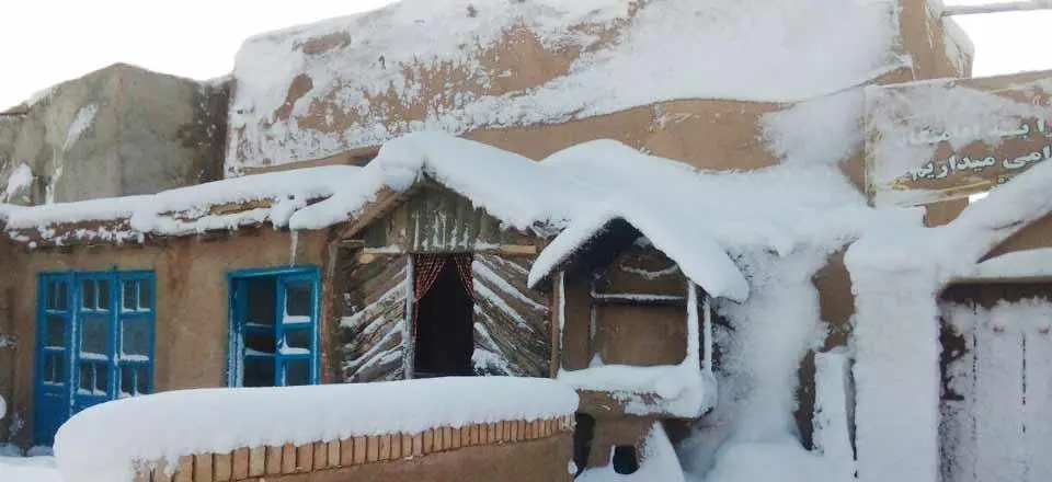 اقامتگاه بوم گردی خاطره لالجین در بهار
