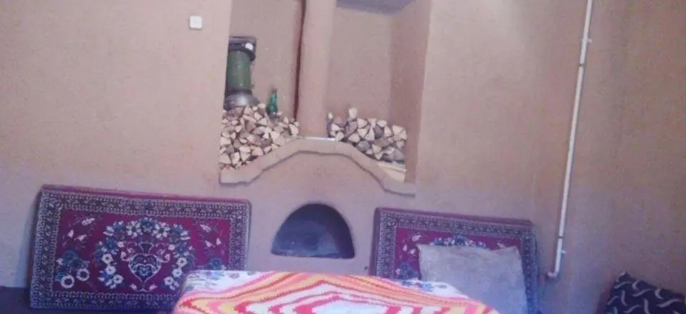 اقامتگاه بوم گردی خاطره لالجین در بهار