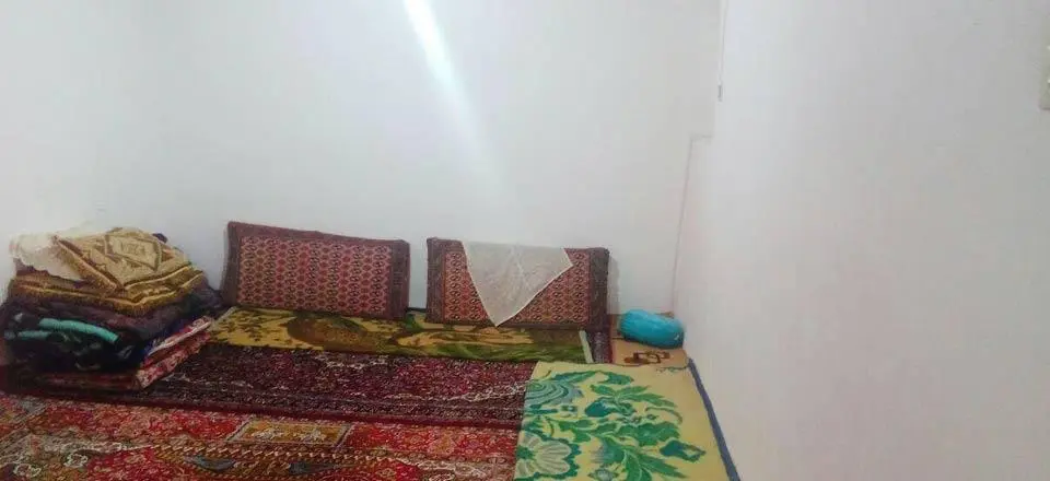 اقامتگاه بوم گردی خاطره لالجین در بهار