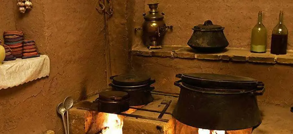 اقامتگاه بوم گردی کهندژ در چناران