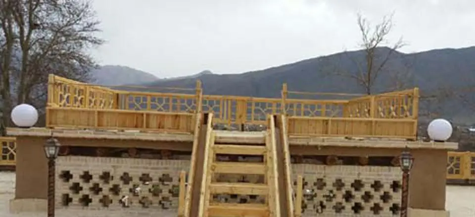 اجاره بوم گردی باغ دو سرو در تفت