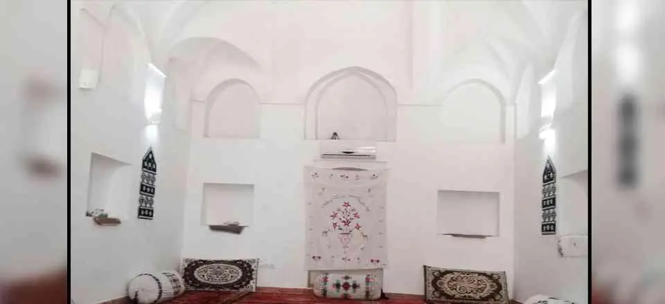اقامتگاه بوم گردی اکرم خان نهبندان