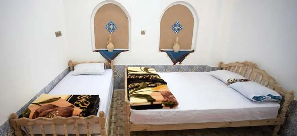 بوم گردی نگار در ورزنه
