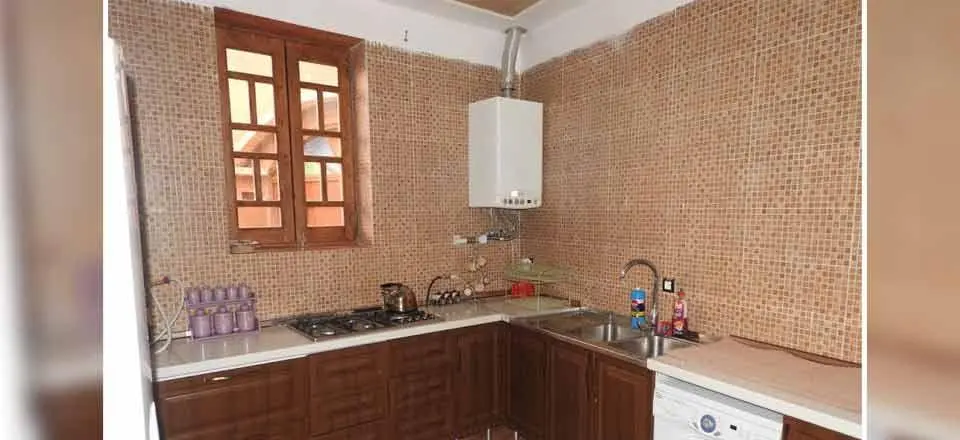 بوم گردی سرای جهانگرد در مهریز
