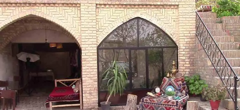 اجاره بوم گردی گوهر خاتون سرایان