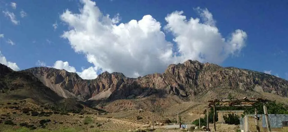 اقامتگاه بوم گردی خانه کدخدا در آزادشهر