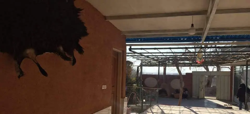 اقامتگاه بوم گردی شاهدان در نجف آباد