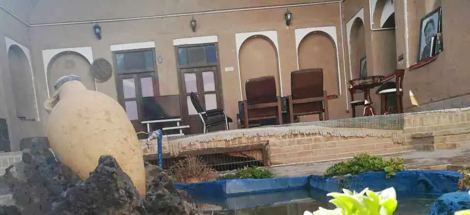 اجاره بوم گردی گلکار در یزد