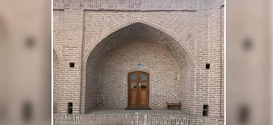 کاروانسرای شاه عباسی ابروز در ابوزید آباد