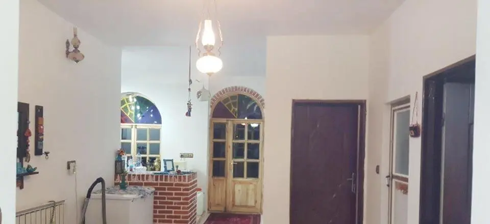 اجاره اقامتگاه بوم گردی بابا شبنم در فردوس