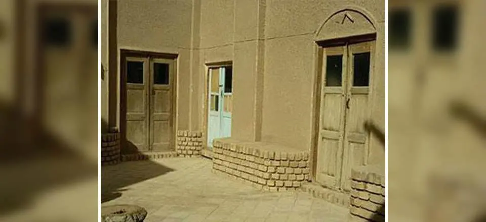 اقامتگاه بوم گردی آرسون در خور و بیابانک