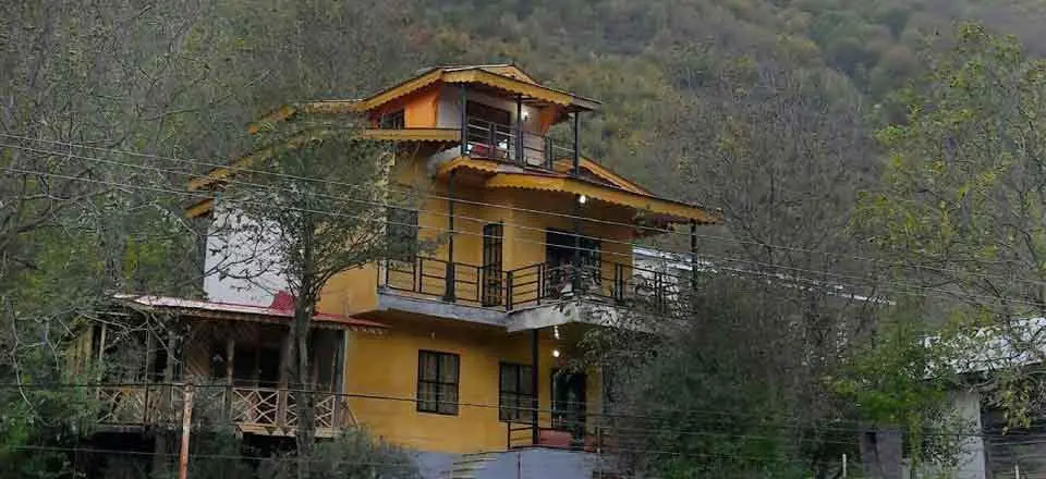 بوم گردی خلعتبری رامسر