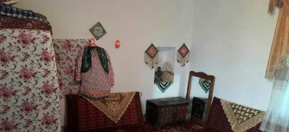 اقامتگاه بوم گردی سنام در ساری