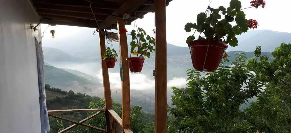 اقامتگاه بوم گردی سنام در ساری