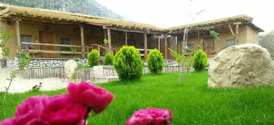 اجاره بوم گردی حافظ کلاله