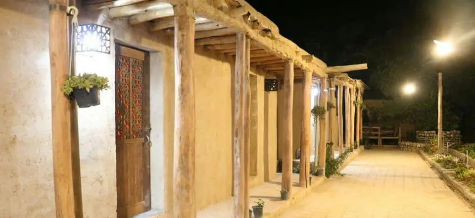 اجاره اقامتگاه بوم گردی عمارت کهبد شاهرود