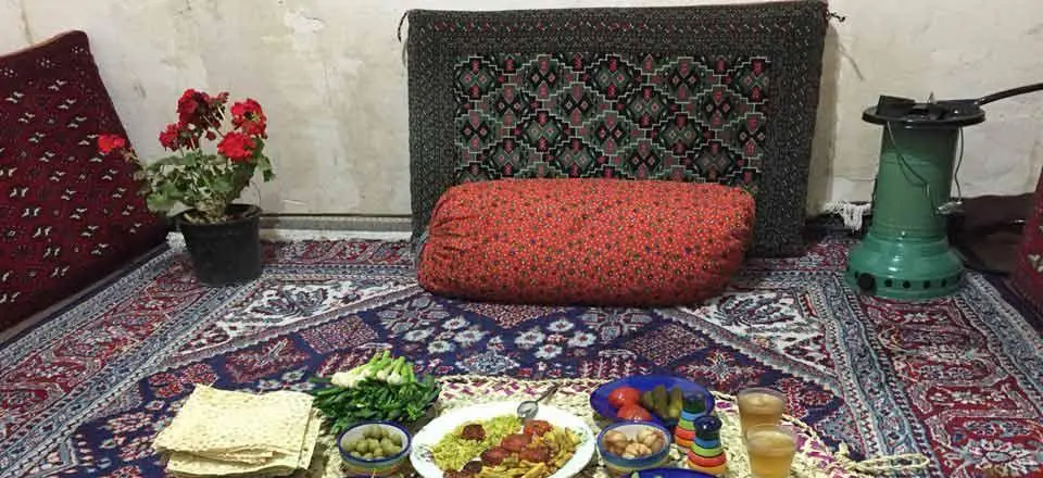 بوم گردی وارنا در اطاقور