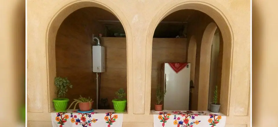 اقامتگاه بوم گردی یوزگشت بیارجمند