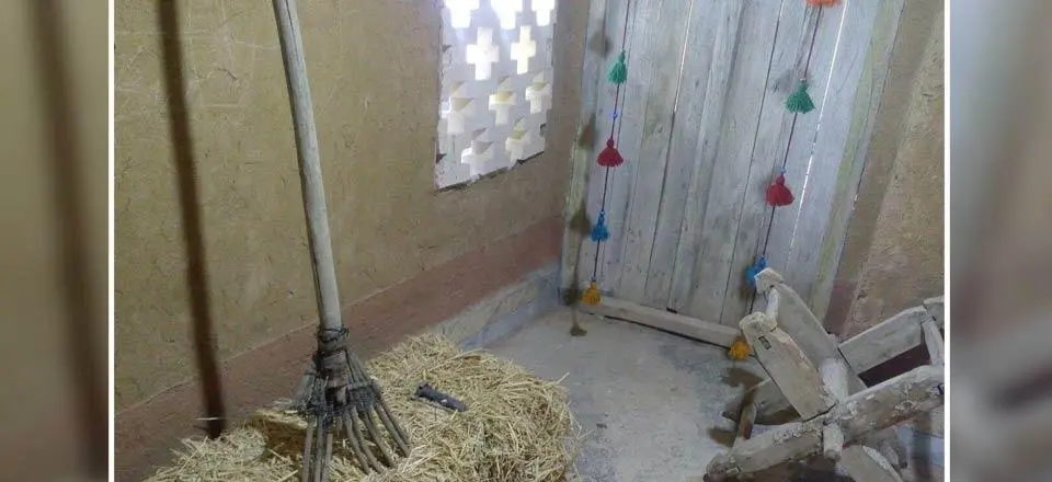 اقامتگاه کومه مشهدی جواد در باغ بهادران