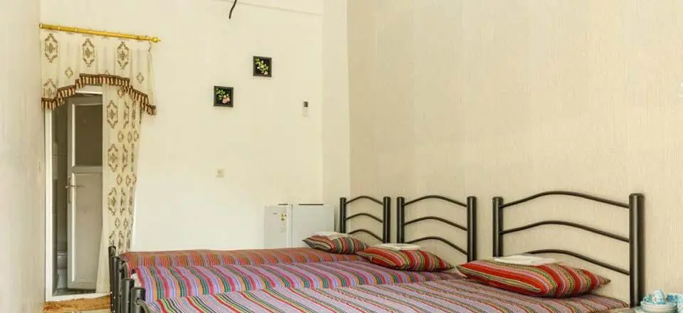 اجاره اقامتگاه سنتی قنات در یزد