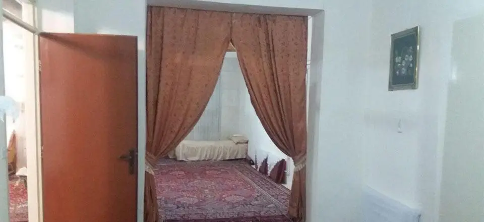 اقامتگاه بوم گردی غزاله در ملایر