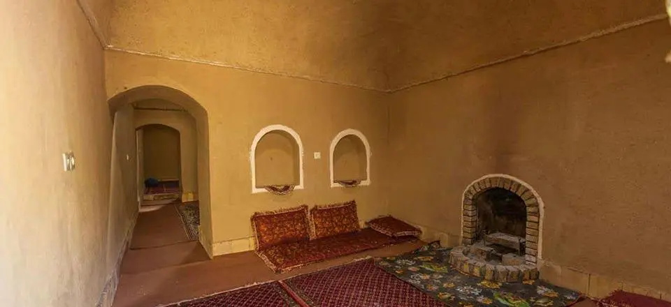اجاره اقامتگاه بوم گردی ظهرود در راین