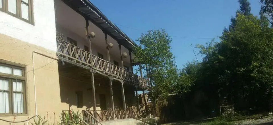 اقامتگاه بوم گردی چشمه سعدی در گرگان