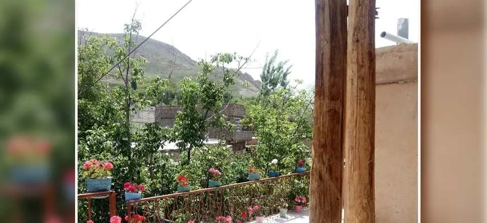 اقامتگاه بوم گردی باران در اسفراین