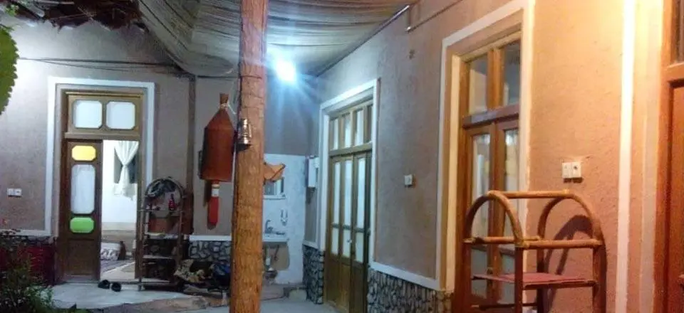 رزرو بوم گردی سرای ماهان در کاشان