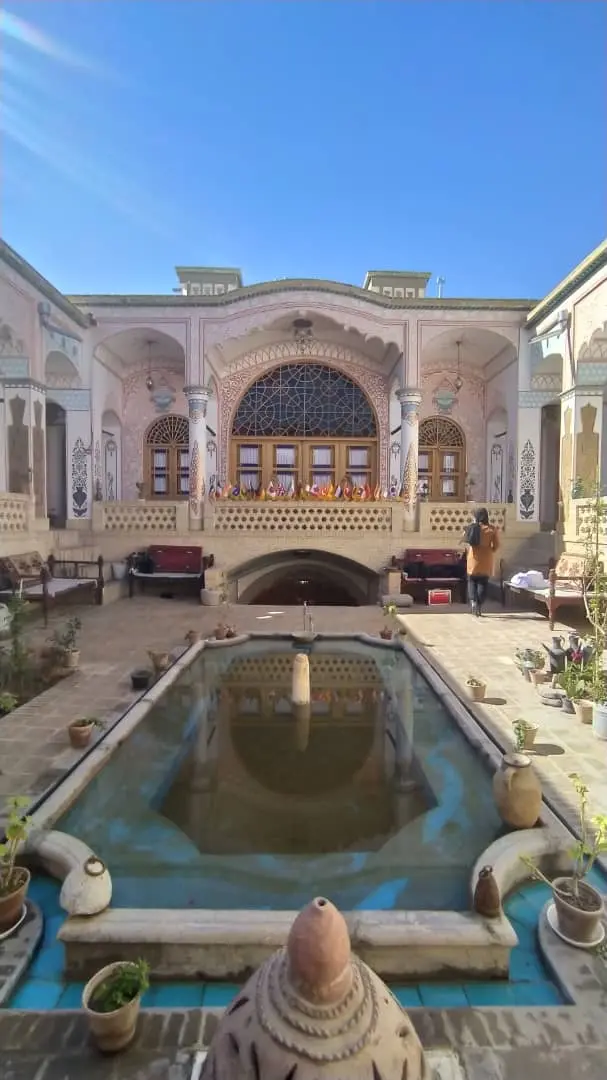 رزرو اقامتگاه سنتی امیرالسلطنه در کاشان