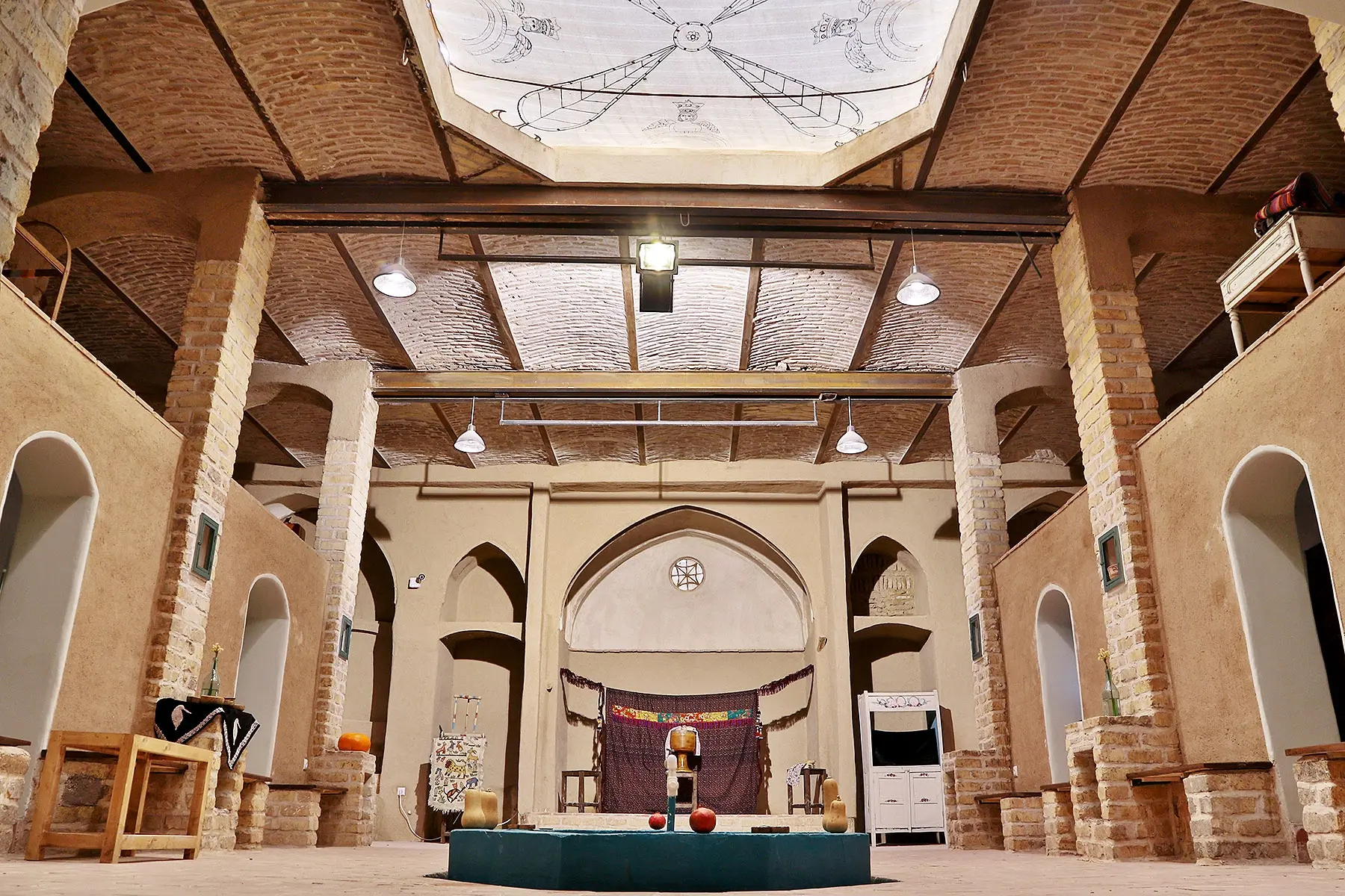 خانه موزه عروسک و اسباب بازی کاشان