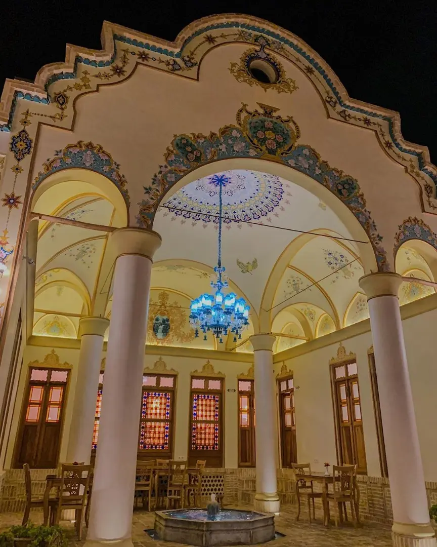 هتل سنتی یاسمین راهب کاشان