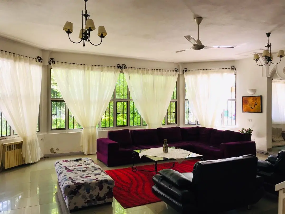 ویلای اجاره ای استخردار در نمک آبرود