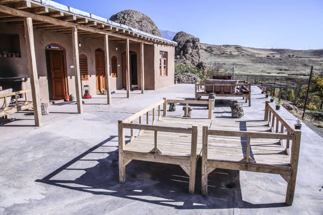 اجاره خانه سنتی آناده در الموت