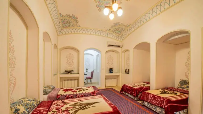 رزرو اقامتگاه سنتی امیرالسلطنه در کاشان