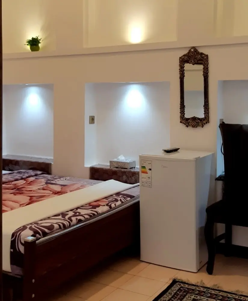 اقامتگاه سنتی آمیرزا کاشان