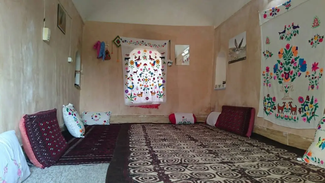 اقامتگاه بوم گردی کلوت کویر در شاهرود