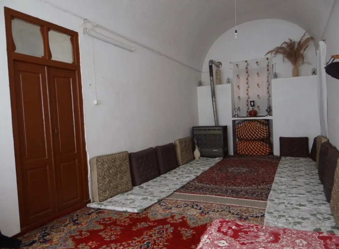 اقامتگاه بوم گردی دهکده فروردین در یزد